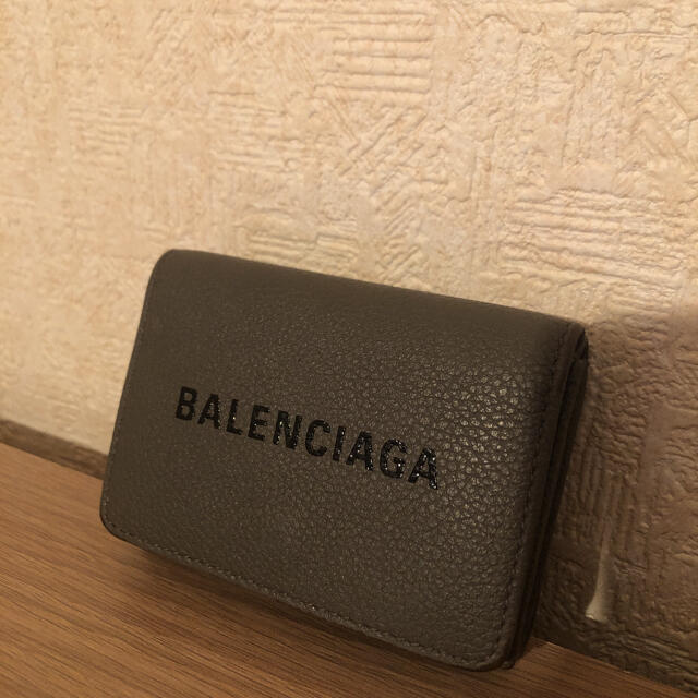 【最終値下げ】BALENCIAGA ミニウォレット　三つ折り財布グレー