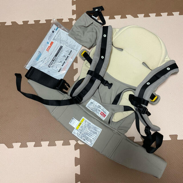 Aprica 送料無料 Aprica 抱っこひも コランcts スマートグレーの通販 By レイイイ S Shop アップリカならラクマ Aprica 送料無料 Aprica 抱っこひも コランcts スマートグレーの通販 By レイイイ S Shop アップリカならラクマ