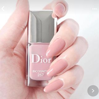 クリスチャンディオール(Christian Dior)の【人気色】ディオール　ヴェルニ　257(マニキュア)