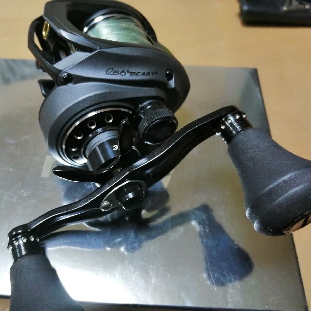 在庫一掃 BEAST ベイトリール （レボ・ビースト）｜AbuGarcia｜釣具の総合 アブガルシア HS-L BEAST(レボ・ビースト)  アブガルシア 41 REVO REVO REVO BEAST(レボ・ビースト) ベイトリール 41 HS-L 左巻き 釣り