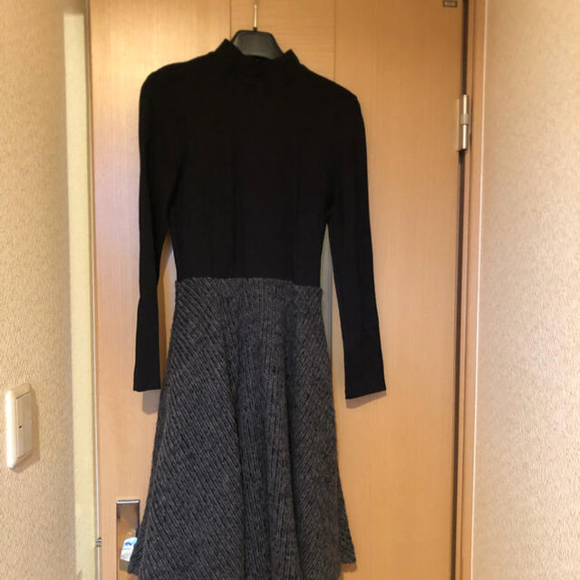 M-premier - 👗未使用 エムプルミエ ポンチ素材ドッキングワンピース ...