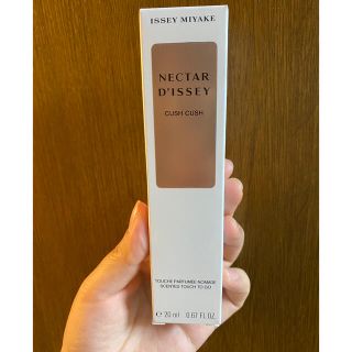 イッセイミヤケ(ISSEY MIYAKE)のさなーす様♡ネクタードゥ　イッセイ　クシュクシュ　タッチパルファム 20ml(香水(女性用))