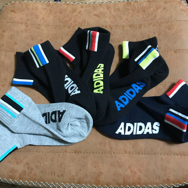 adidas(アディダス)のadidas靴下 KIDS 19～21cm 5足セット キッズ/ベビー/マタニティのこども用ファッション小物(靴下/タイツ)の商品写真