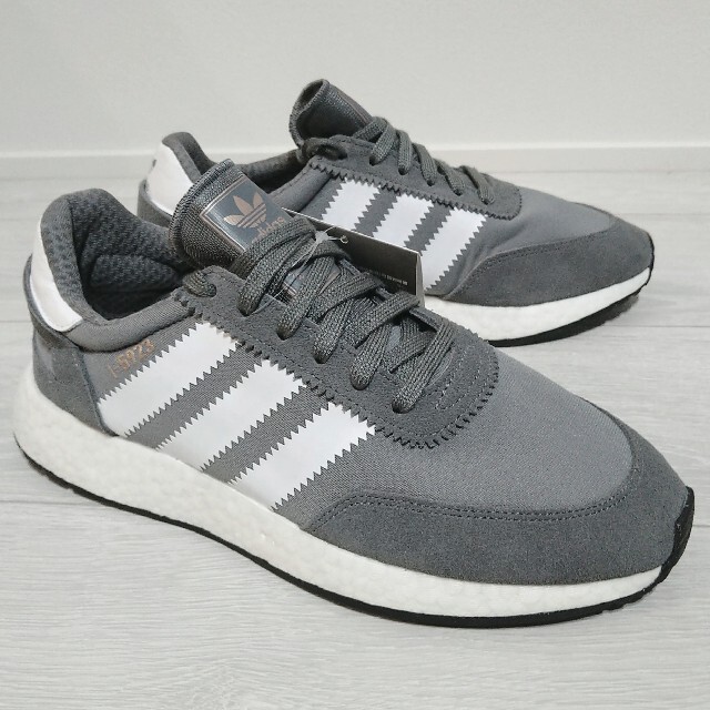 adidas(アディダス)のadidas i5923 iniki イニキ Yeezy ブースト キャンパス メンズの靴/シューズ(スニーカー)の商品写真