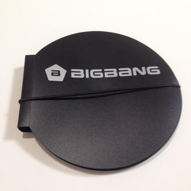 BIGBANG(ビッグバン)のBIGBANG CDケース ビッグバン エンタメ/ホビーのタレントグッズ(ミュージシャン)の商品写真