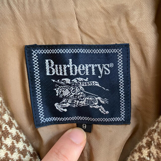 BURBERRY(バーバリー)の週末値下げです！！Burberrys バーバリー　ジャケット　千鳥柄 レディースのジャケット/アウター(テーラードジャケット)の商品写真