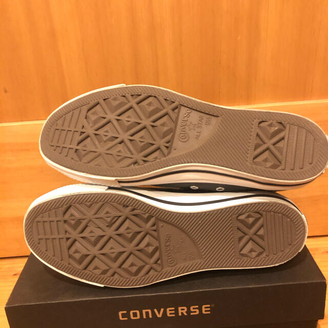 CONVERSE(コンバース)のりゅう様　converse ハイカット　レザー　 メンズの靴/シューズ(スニーカー)の商品写真