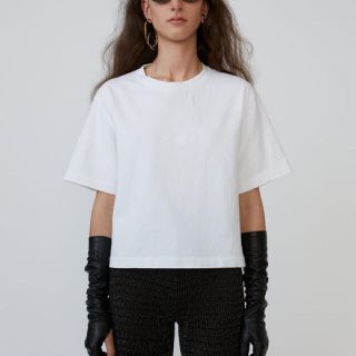 アクネ(ACNE)のsacca様専用　acne studios エンボス Tシャツacne アクネ (Tシャツ(半袖/袖なし))