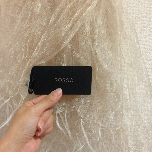 URBAN RESEARCH ROSSO(アーバンリサーチロッソ)のりんこ様専用ROSSO ゴールドストール レディースのファッション小物(ストール/パシュミナ)の商品写真