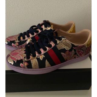 していただ Gucci 花柄 ゴールド24センチの通販 by MYIN shop｜グッチ