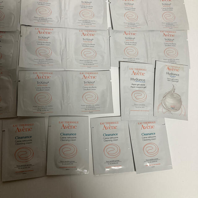 Avene(アベンヌ)のアベンヌ　保湿クリーム　洗顔　保湿ジェル　敏感肌用　サンプルセット コスメ/美容のボディケア(ボディクリーム)の商品写真