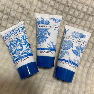 ローラアシュレイ(LAURA ASHLEY)の【新品未使用】ローラアシュレイ　トラベルセット(タオル/バス用品)