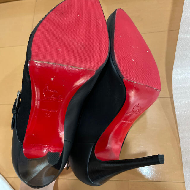 Christian Louboutin(クリスチャンルブタン)のやよい様専用 レディースの靴/シューズ(ブーツ)の商品写真