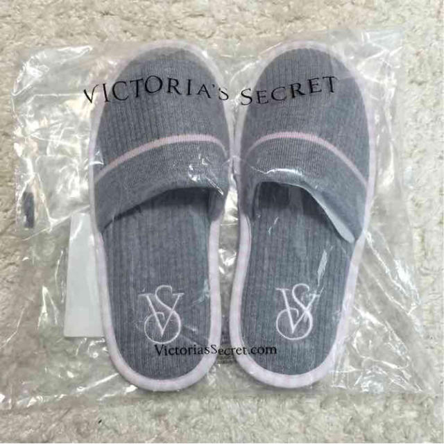 Victoria's Secret(ヴィクトリアズシークレット)の【新品】ヴィクシー スリッパ レディースの靴/シューズ(その他)の商品写真