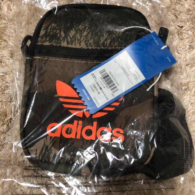 adidas(アディダス)のadidas originals bag メンズのバッグ(バッグパック/リュック)の商品写真