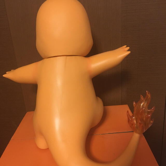 ポケットモンスター ヒトカゲ 等身大フィギュア 1