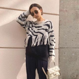 アメリヴィンテージ(Ameri VINTAGE)の【AMERI VINTAGE 】新品タグ付FRINGE ZEBRA KNIT(ニット/セーター)