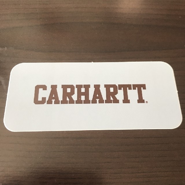 carhartt(カーハート)の(縦4.2cm横10cm)carhartt ステッカー スポーツ/アウトドアのスポーツ/アウトドア その他(その他)の商品写真