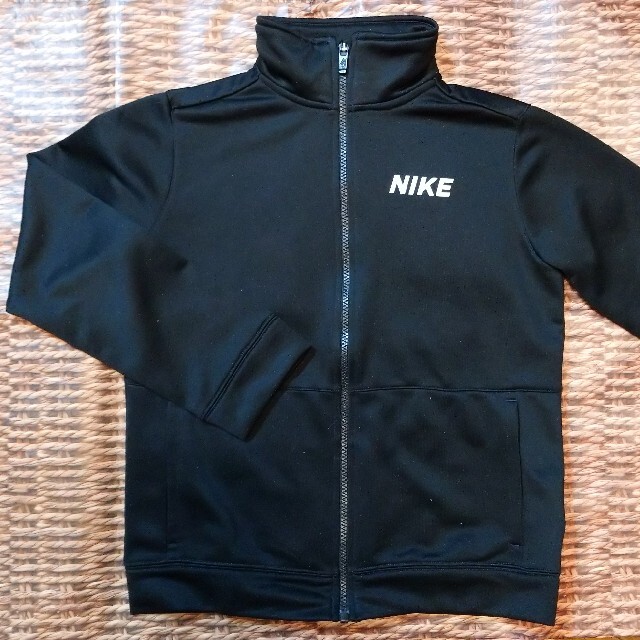 NIKE(ナイキ)のNIKE ナイキ キッズ ジャージ 上 Mサイズ メンズのトップス(ジャージ)の商品写真