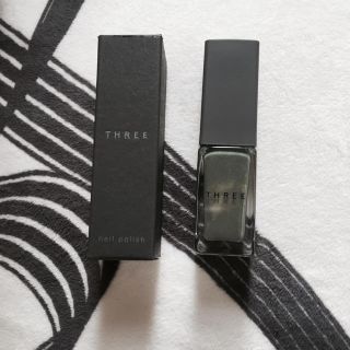 スリー(THREE)のTHREE ネイルポリッシュ(マニキュア)