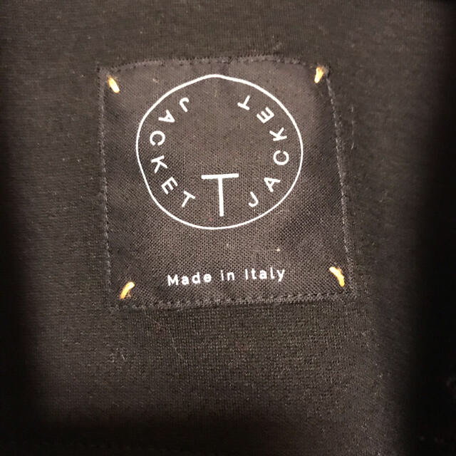 Tジャケット 秋物 メンズの通販 by いわいわ's shop｜ラクマ イタリア製 Mサイズ ジャケット 得価人気