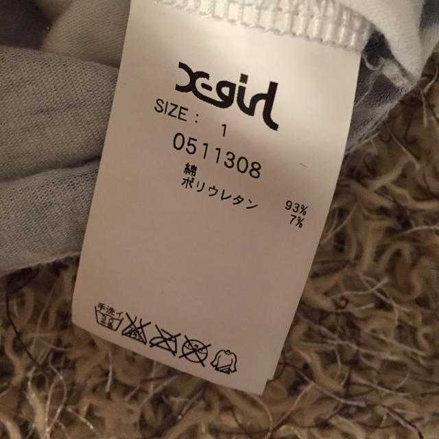 X-girl(エックスガール)のX-GIRL ＶネックTシャツ レディースのトップス(Tシャツ(半袖/袖なし))の商品写真