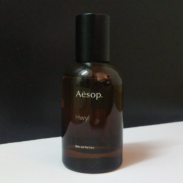 Aesop(イソップ)のイソップ ヒュイル オードパルファム 50ml コスメ/美容の香水(ユニセックス)の商品写真