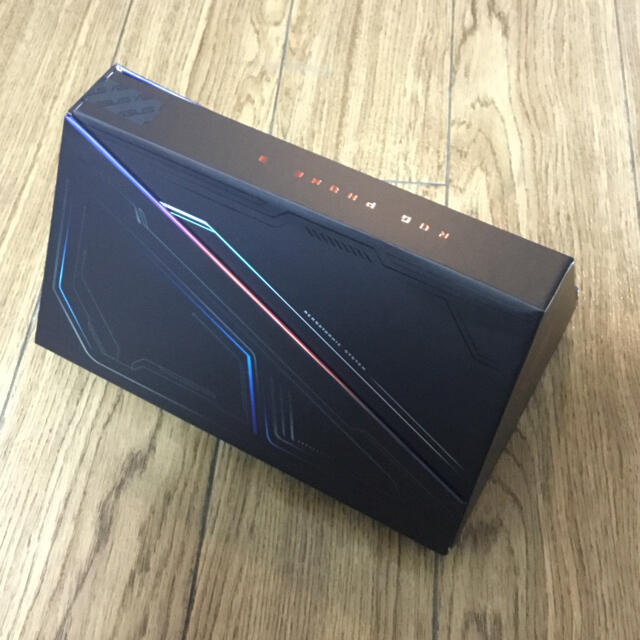 ASUS(エイスース)の新品　ROG Phone 3 12GB ブラックZS661KS-BK512R12 スマホ/家電/カメラのスマートフォン/携帯電話(スマートフォン本体)の商品写真