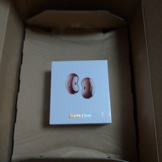 サムスン(SAMSUNG)の新品未開封　Galaxy Buds Live(ヘッドフォン/イヤフォン)