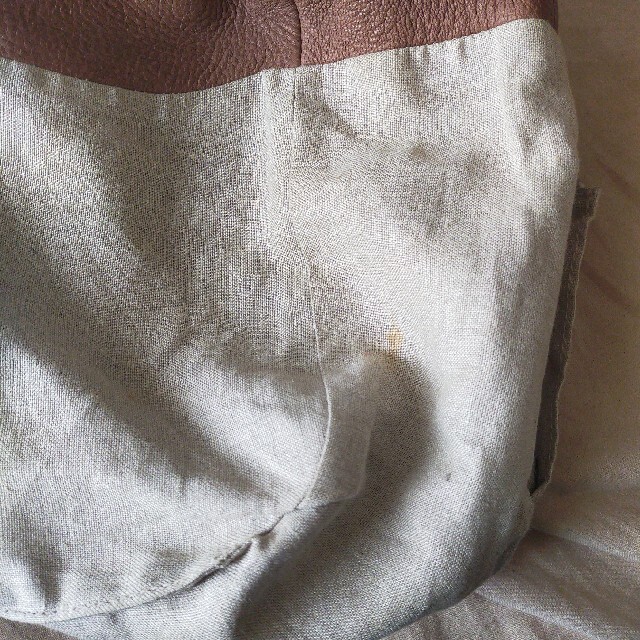 値下げ！ヌイトメル　巾着バッグ　Mサイズ レディースのバッグ(ショルダーバッグ)の商品写真