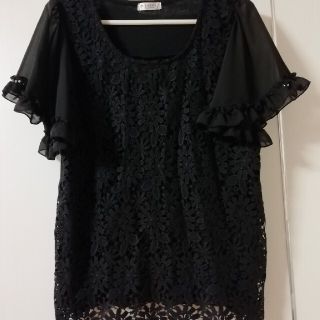 アクシーズファム(axes femme)のaxes femme！新品未使用、花柄レースデザイン半袖po！(カットソー(半袖/袖なし))