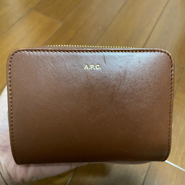 A.P.C. ウォレット　二つ折り財布 | フリマアプリ ラクマ