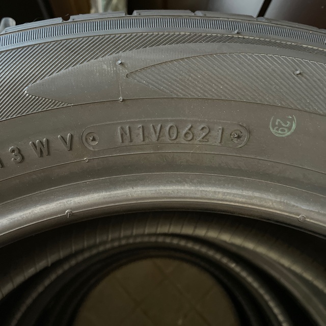 195/60R16 21年製　新品　アルミ付き4本セット可能　セレナ 3