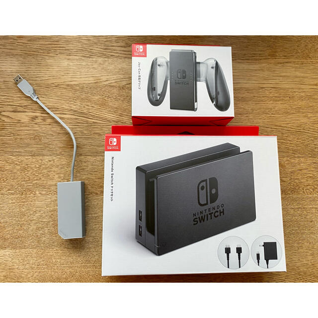 nintendo switch ドックセット+Joy-Con充電グリップ+おまけ