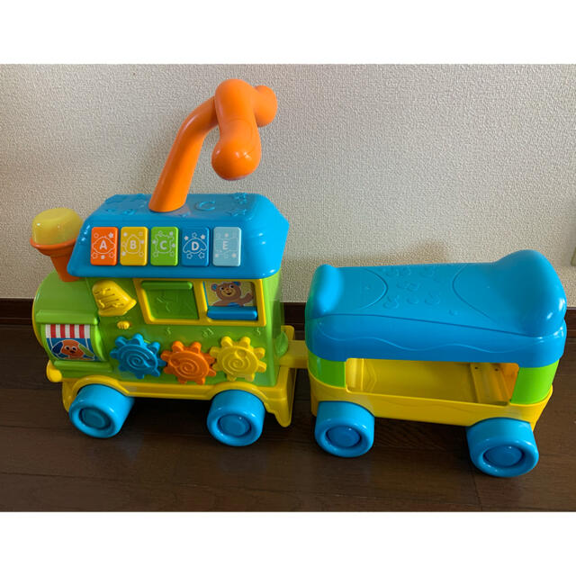 トイザらス(トイザラス)の⭐︎ベビーザらス⭐︎　へんしんトレイン キッズ/ベビー/マタニティのおもちゃ(電車のおもちゃ/車)の商品写真