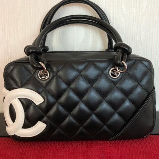 シャネル(CHANEL)のご購入者様決まりました。CHANEL カンボンライン ミニボーリングバック(ショルダーバッグ)