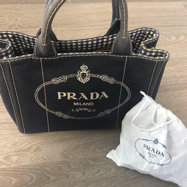 PRADA(プラダ)のプラダ　カナパトート　美品　ギンガムチェック レディースのバッグ(ハンドバッグ)の商品写真