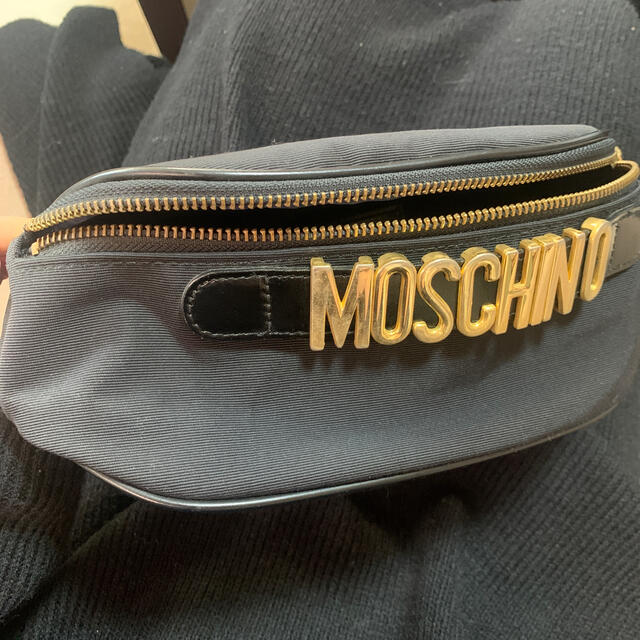 MOSCHINO - モスキーノ ウエストポーチの通販 by R's shop｜モスキーノ ...