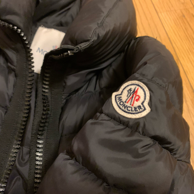 MONCLER(モンクレール)の希少モンクレール　MONCLER sacai MITSUKO サイズ0  サカイ レディースのジャケット/アウター(ダウンジャケット)の商品写真