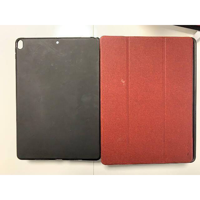 iPad(アイパッド)のiPad Pro 2017 10.5インチ 64GB ゴールド ケース２個付き スマホ/家電/カメラのPC/タブレット(タブレット)の商品写真
