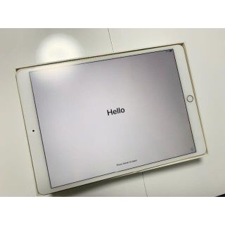 アイパッド(iPad)のiPad Pro 2017 10.5インチ 64GB ゴールド ケース２個付き(タブレット)