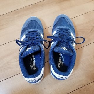 アディダス(adidas)のアディダス　スニーカー(スニーカー)