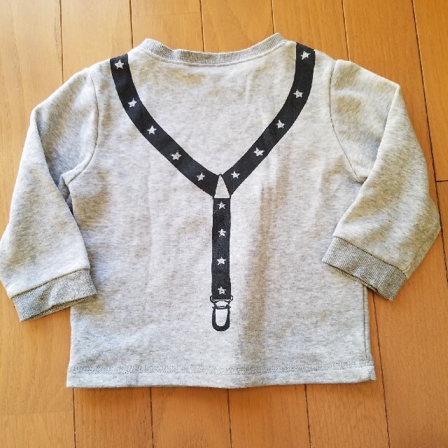 しまむら(シマムラ)の■しまむら トレーナー 蝶ネクタイ 90■ キッズ/ベビー/マタニティのキッズ服男の子用(90cm~)(Tシャツ/カットソー)の商品写真