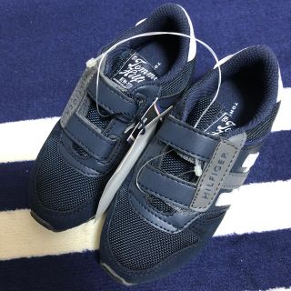 トミーヒルフィガー(TOMMY HILFIGER)のトミー　スニーカー　15.5cm(スニーカー)