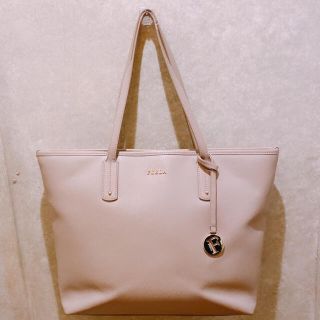 フルラ(Furla)の本日限り初売り値下げ　FURLA トートバック　A4以上　正規品　ベージュ(トートバッグ)