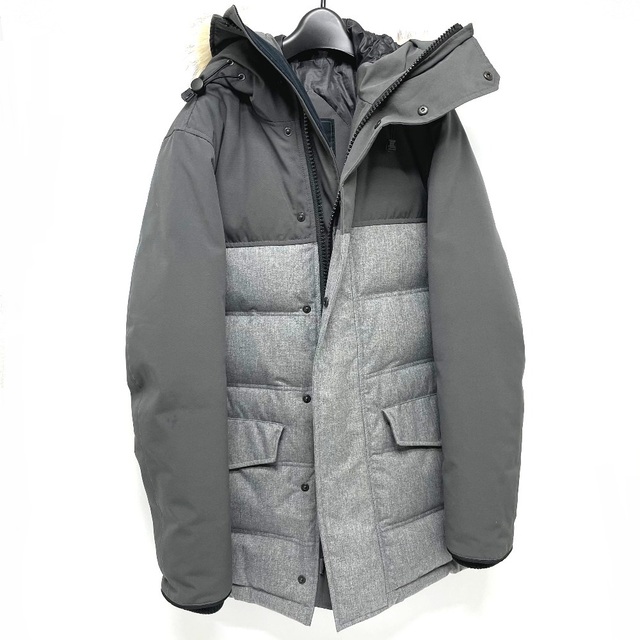 CANADA GOOSE(カナダグース)のカナダグース CANADA GOOSE CLARENCECOAT 2581M クラレンスコート フード ファー ダウンジャケット ダウン グレー メンズのジャケット/アウター(ダウンジャケット)の商品写真