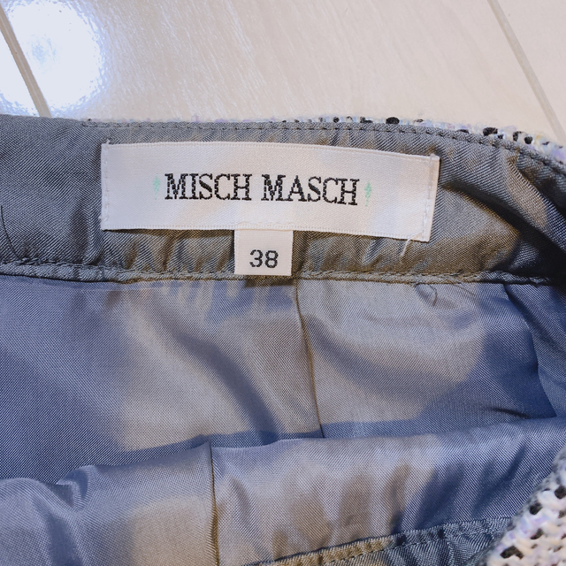 MISCH MASCH(ミッシュマッシュ)のツイード調 ビジュー付スカートMISCH MASCH レディースのスカート(ひざ丈スカート)の商品写真