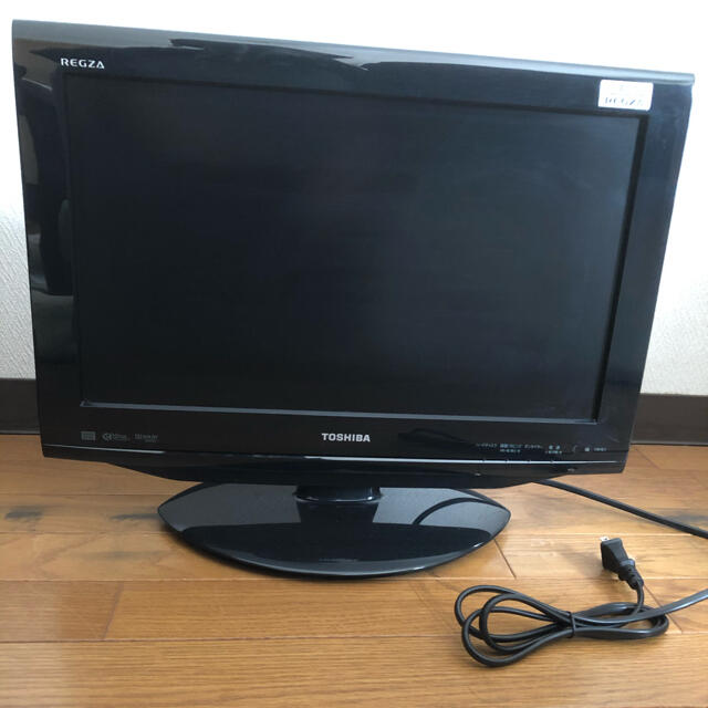 TOSHIBA REGZA １９型液晶テレビ☆★ 新品アンテナケーブル付き ☆★