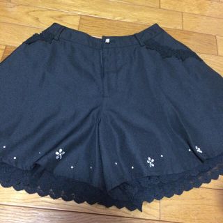 アクシーズファム(axes femme)のビジューキュロット(キュロット)