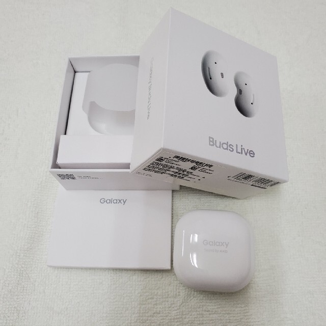 galaxy buds live ホワイトのサムネイル